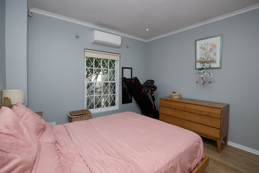 3 Bedroom Property for Sale in Harfield Village Western Cape